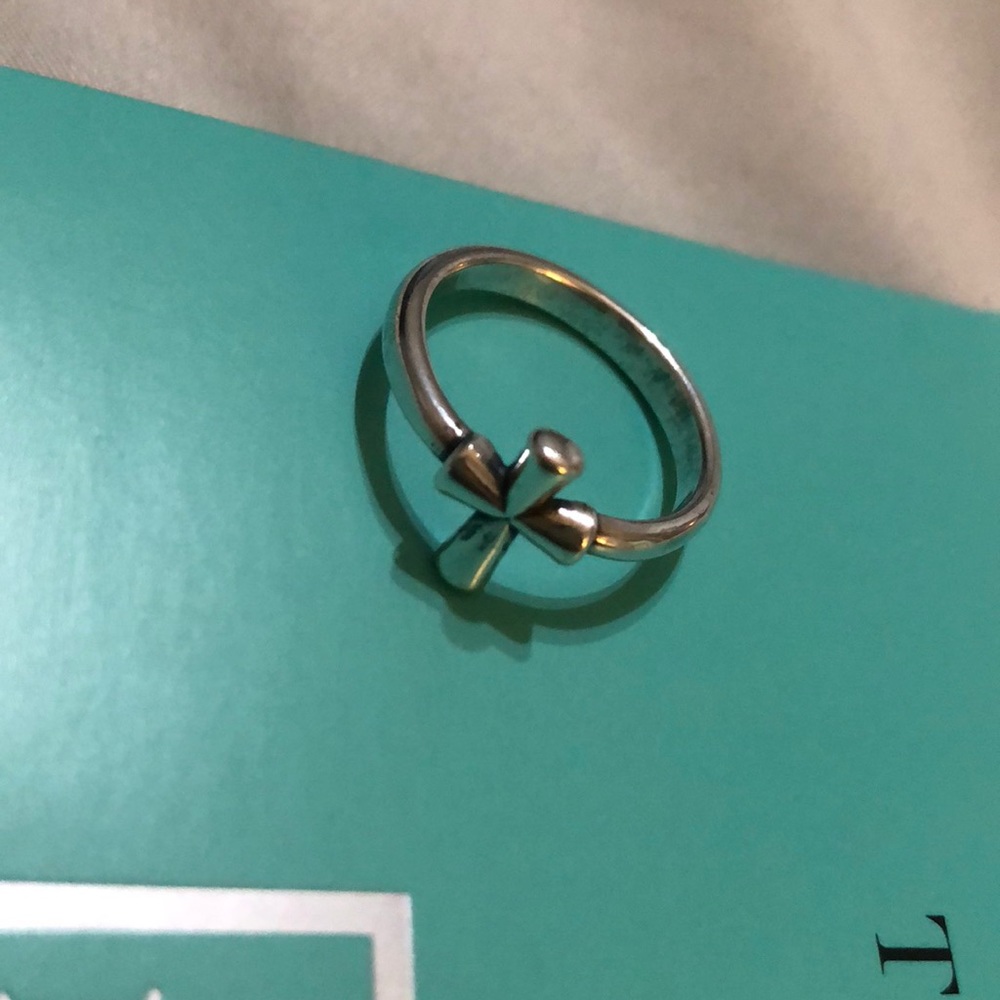 James Avery Sign of Faith Ring (Cross)